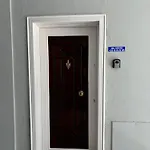 Keesi 1 *