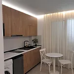 Keesi 1 * Durrës