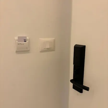 Keesi 1 * Dıraç