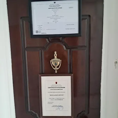 Daire Keesi 1 *