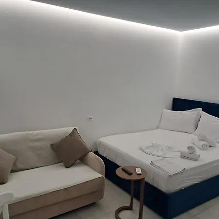 Keesi 1 * Durrës